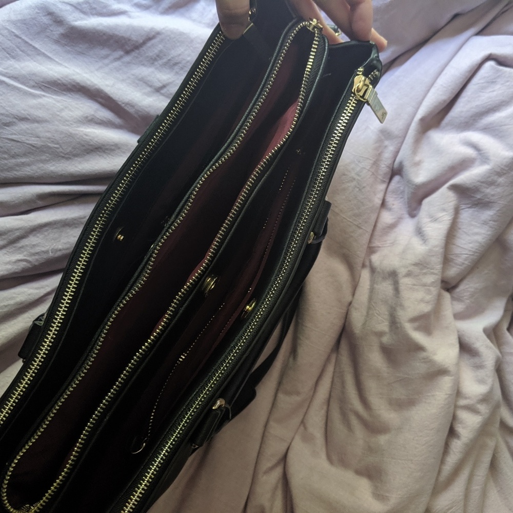 Black laptop city bag